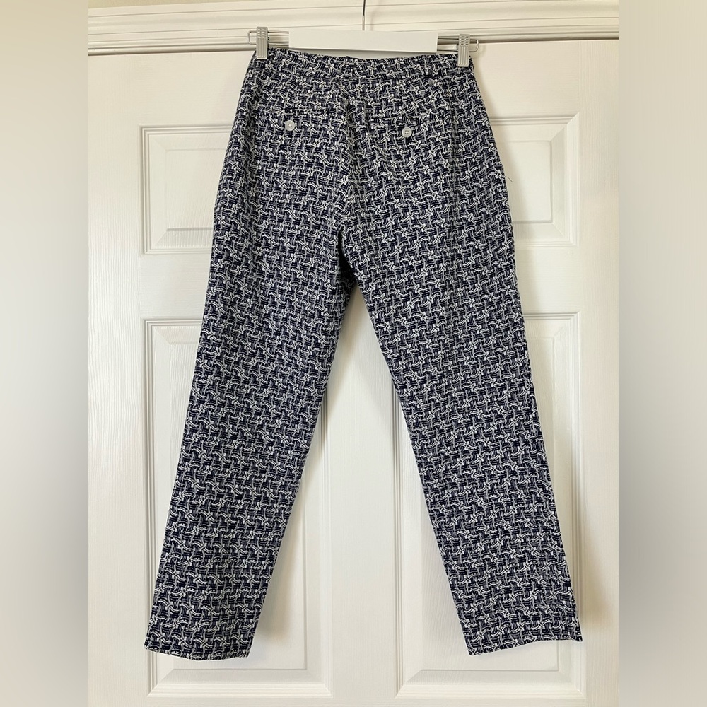 Banana Republic Avery slacks in a blue and white print Size 6 - Picture 2 of 4